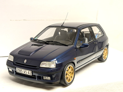 Otto mobile renault - 1:12,